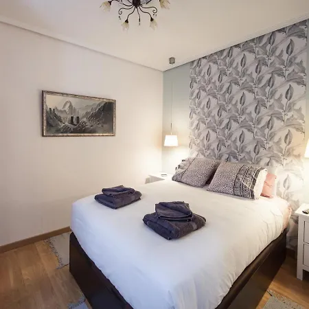 Homestay Cosy - Guggen º Parking Free